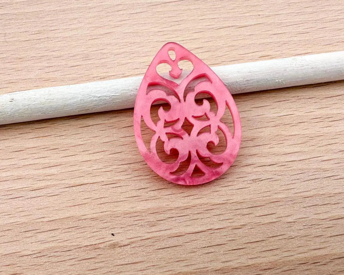 Anhänger in Rautenform aus Kunstharz im Barockstil 38x27mm zum Ohrringbasteln, DIY-Schmuck im Bohème-Stil