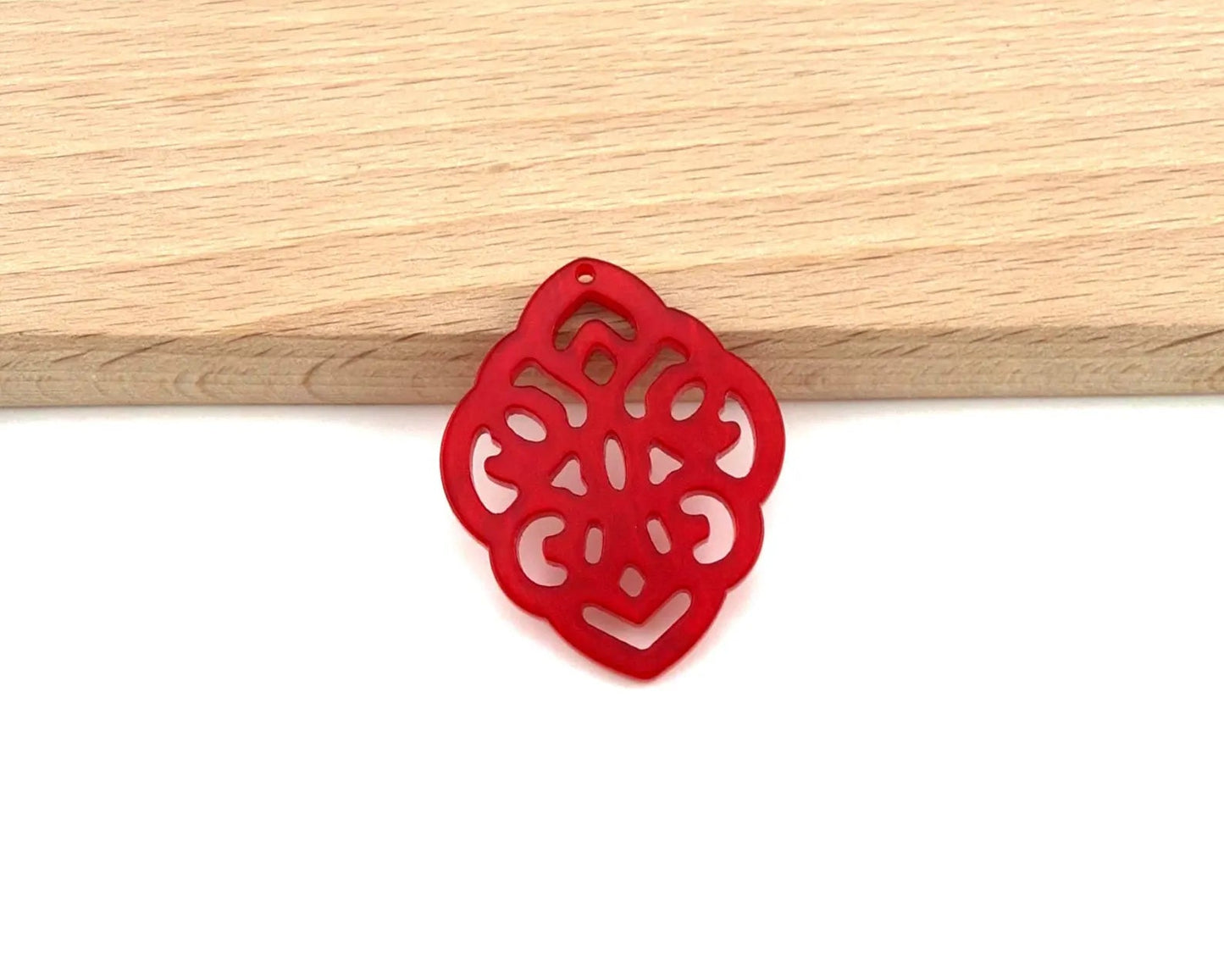 Anhänger in Rautenform aus Kunstharz im Barockstil 42x32mm zum Ohrringbasteln, DIY-Schmuck im Bohème-Stil
